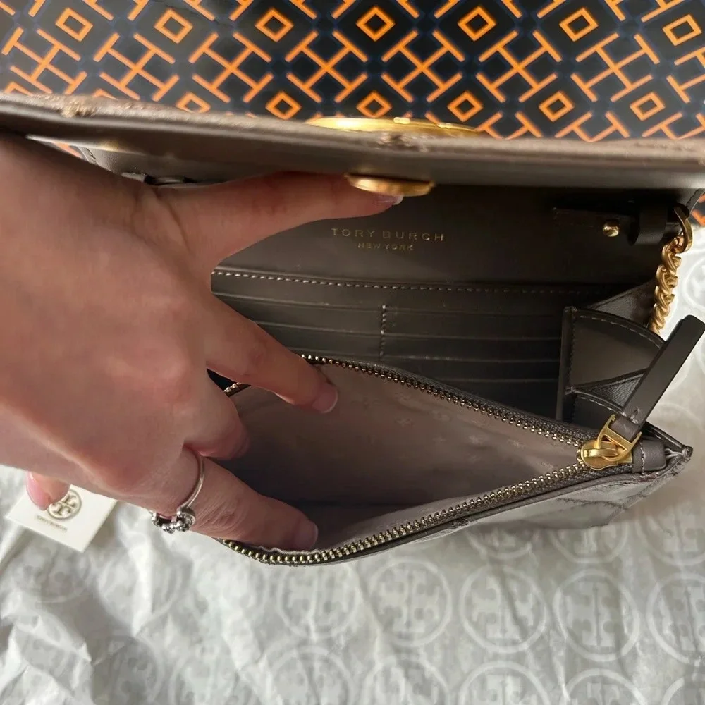 NWT Tory Burch Willa Chain Wallet Crossbody Bag Volcanic Stone